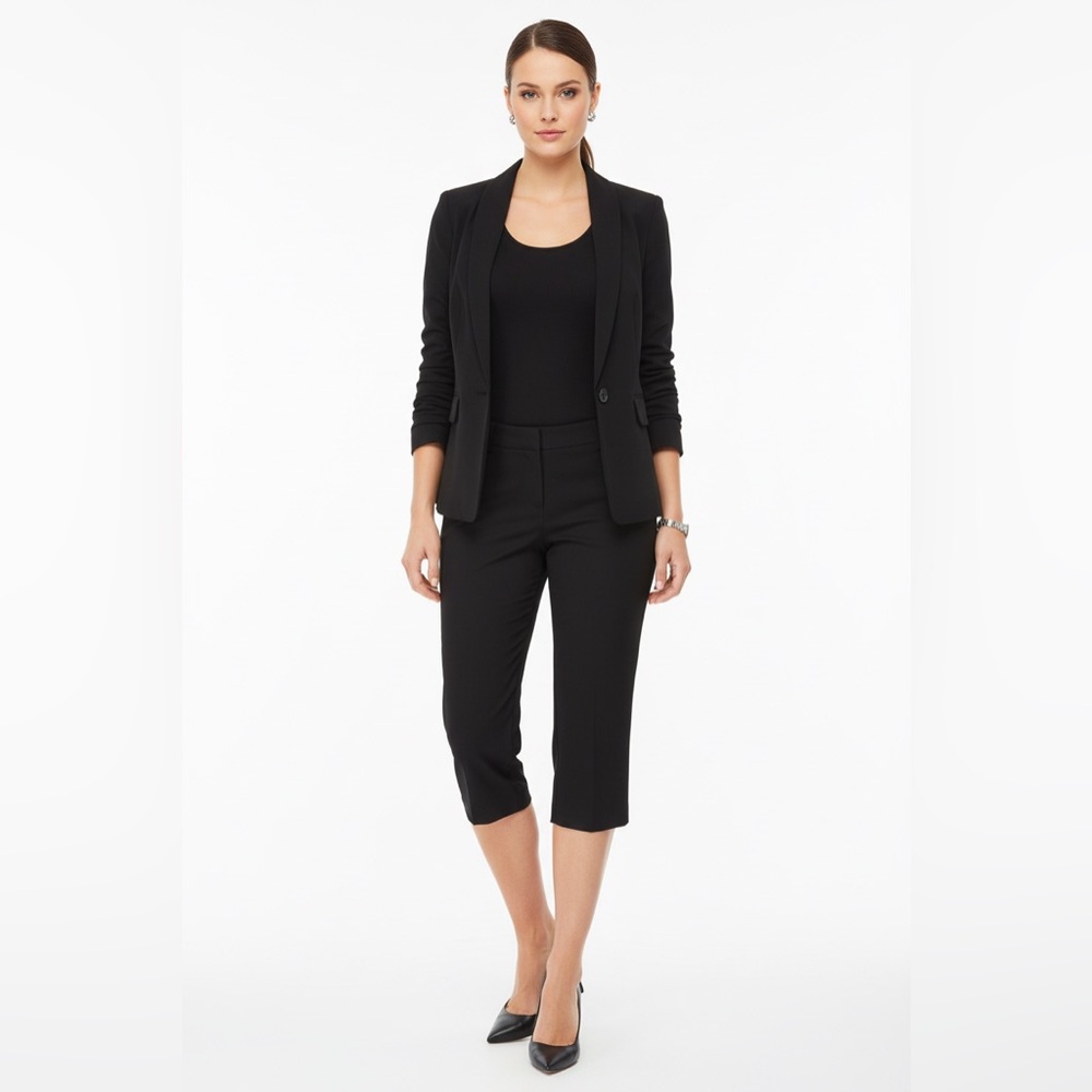 Dalia Black Capri Dress Pants size  10 - P-03